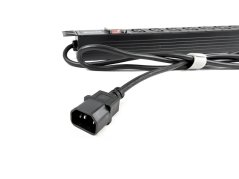 19“ napájecí panel 1U, 9x IEC C13, vypínač, 2m kábel C14, RAL9005
