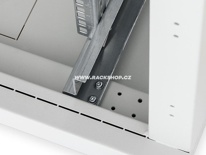 19“rozvaděč RTA Triton, nastavitelné vertikální lišty